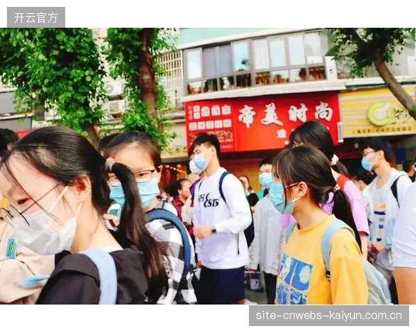 北京“智慧工体”将赛时人流疏散的预警响应时间缩短了3.2秒，这背后是社区网格化管理逻辑的全面应用